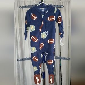 NEW. Carters footy pj's Size 18 mo.